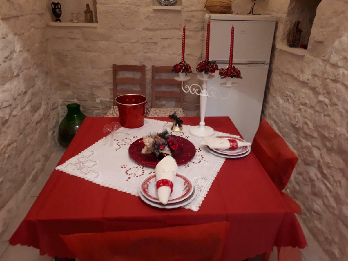 Trulli Di Rosa Villa Locorotondo Exterior photo
