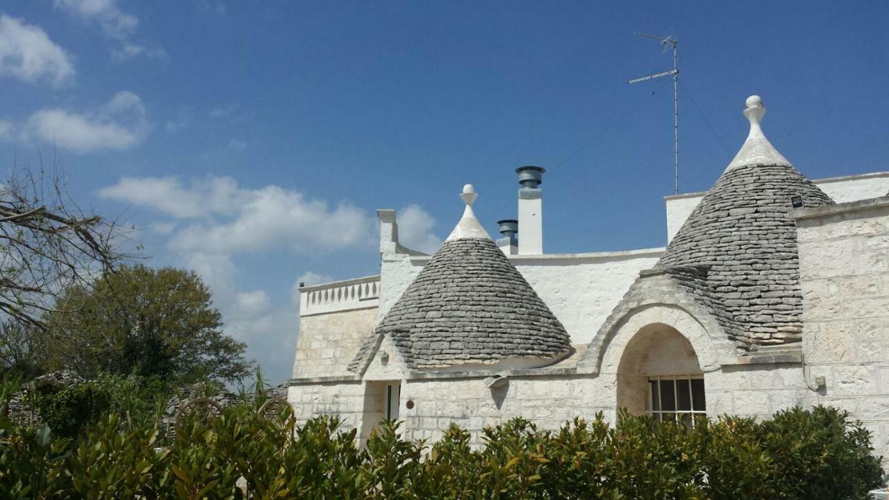 Trulli Di Rosa Villa Locorotondo Exterior photo